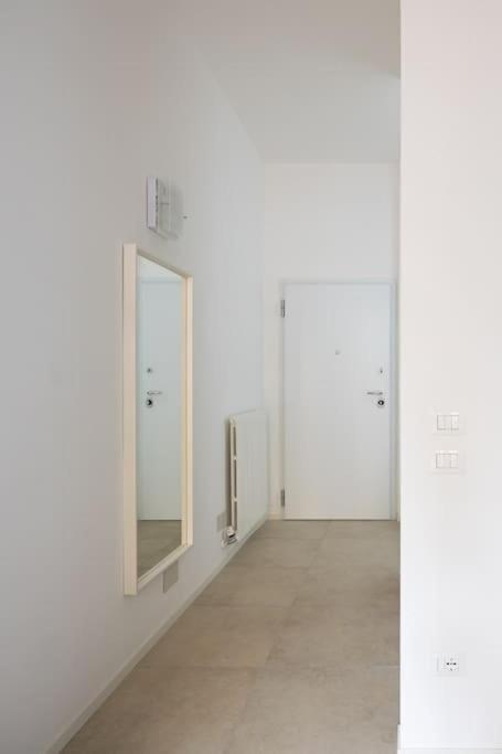 Apartment Isaia - 10 Minutes From Piazza Maggiore Bologna Exterior foto